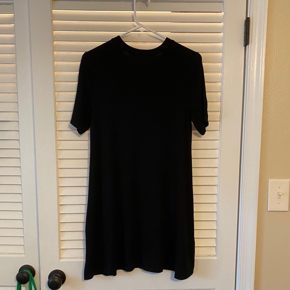 BCBGeneration A-Line Essential Dress - Picture 5 of 5